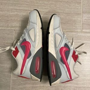 Women’s Nike AirMax